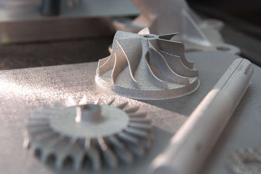 wheel shapes made from silver metal